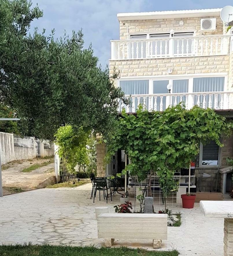 Apartment Maslenica, Near Zadar Exterior foto